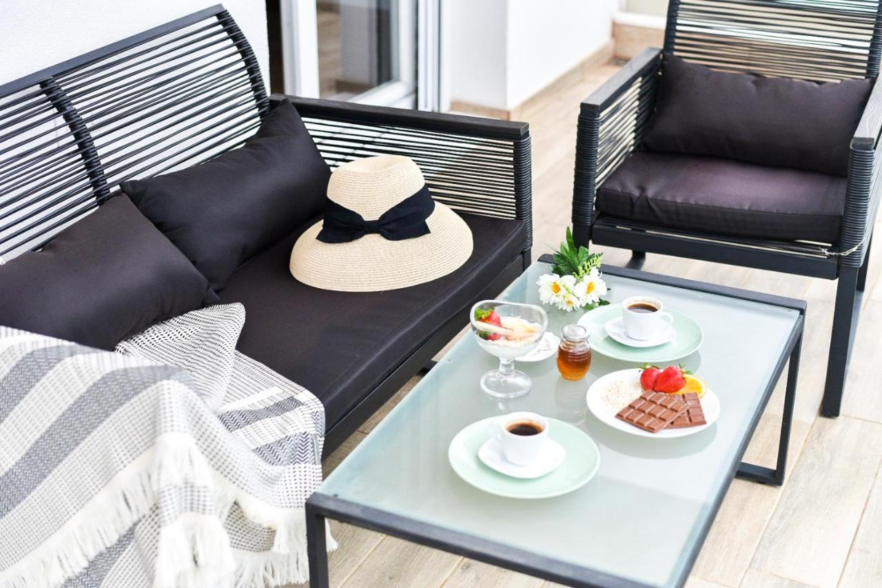 Acrotel Porto Brava Luxury Villas Ormos Panagias Dış mekan fotoğraf